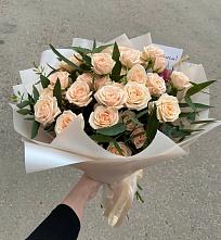 Букет Кремовые розы Латте в Кодинске