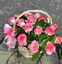 Цветочная композиция из Розы в корзине в Кодинске