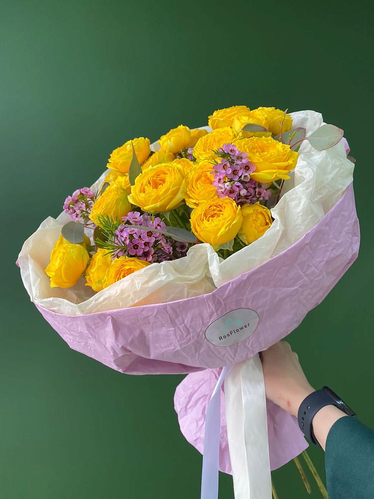 Кустовые желтые розы в Кодинске Букет Кустовые желтые розы в Кодинске
