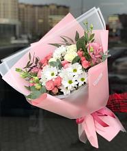 Букет цветов из:  Розы, Лизиантусы и Хризантемы в Кодинске