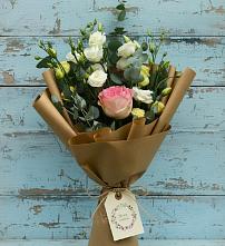 Букет цветов из:  Розы и Лизиантусы #REPLACE_PRED# Кодинске
